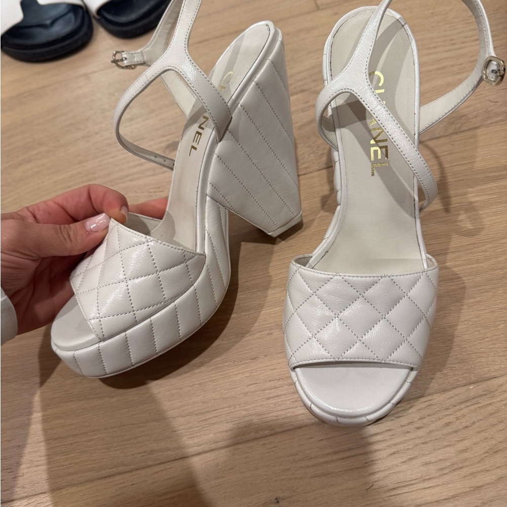 CHANEL Cream Quilted Platform Sandals - Picture 2 of 6